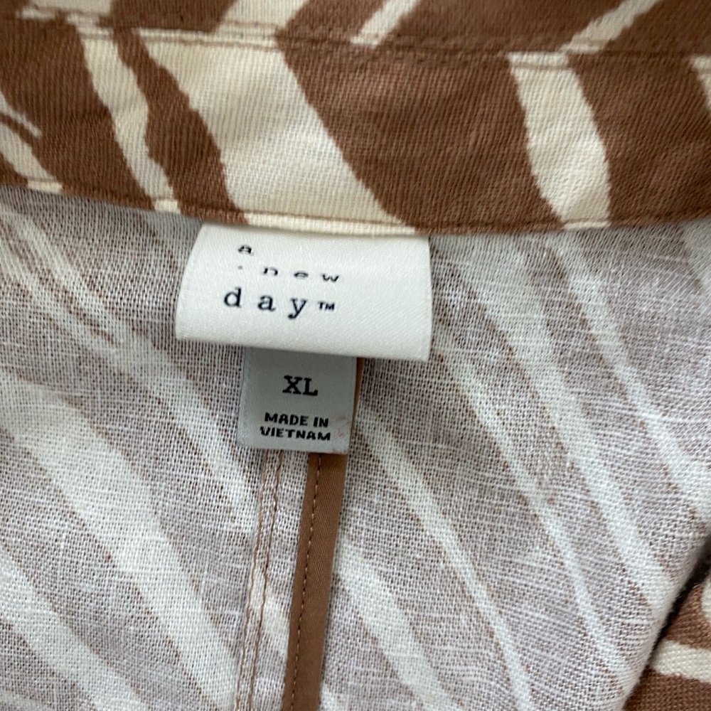 a. new. day Zebra Blazer & Short Set EUC - Picture 11 of 12